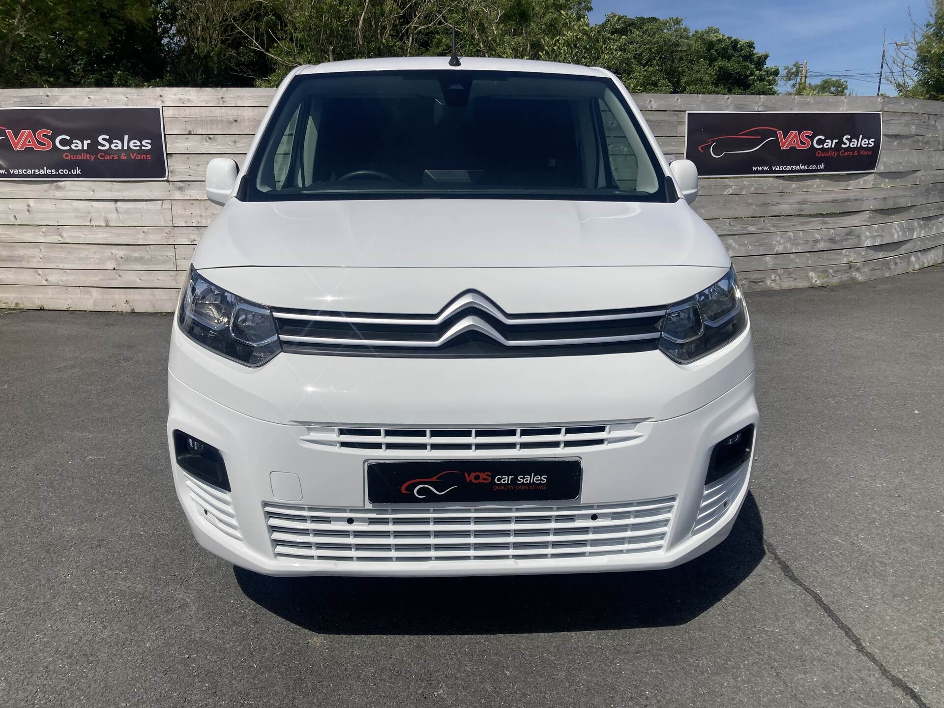 Citroen Berlingo M DIESEL in Down