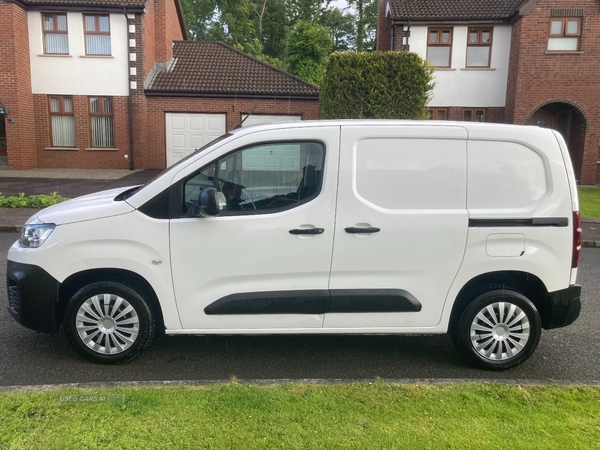 Citroen Berlingo 1.5 BlueHDi 1000Kg Enterprise 100ps in Down