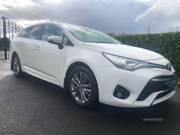 Toyota Avensis 1.6D Business Edition 5dr in Antrim