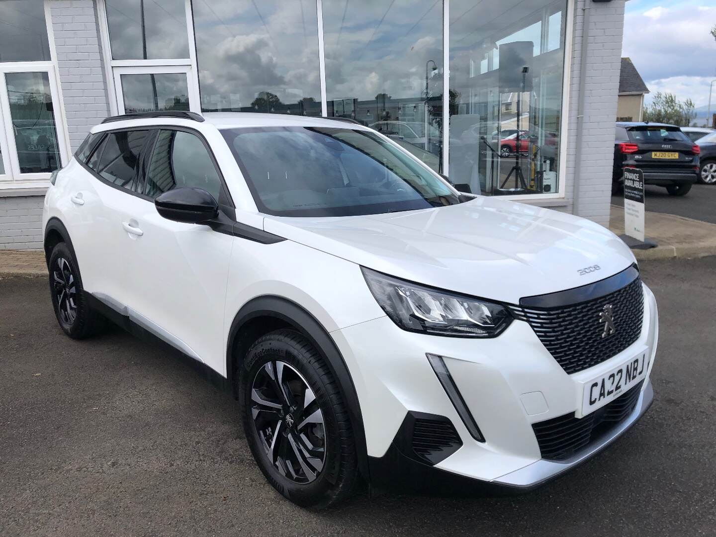 Peugeot 2008 DIESEL ESTATE in Derry / Londonderry