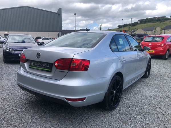 Volkswagen Jetta 1.6 S TDI BLUEMOTION TECHNOLOGY 4d 104 BHP in Armagh