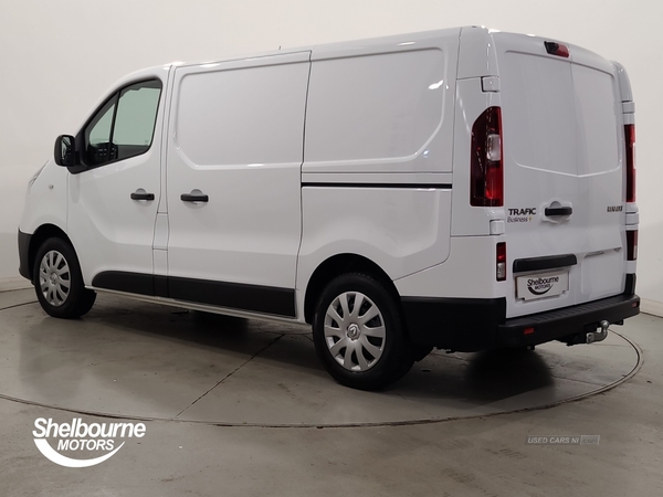 Renault Trafic 2.0 dCi ENERGY 28 Business+ Panel Van 5dr Diesel Manual SWB Standard Roof Euro 6 (s/s) (120 ps) in Down