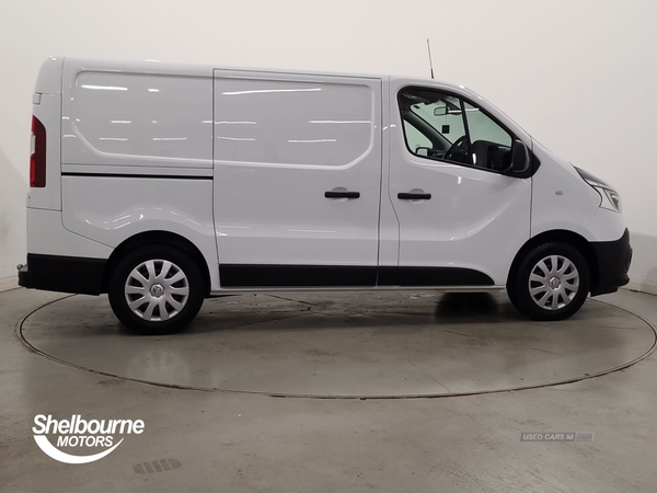 Renault Trafic 2.0 dCi ENERGY 28 Business+ Panel Van 5dr Diesel Manual SWB Standard Roof Euro 6 (s/s) (120 ps) in Down