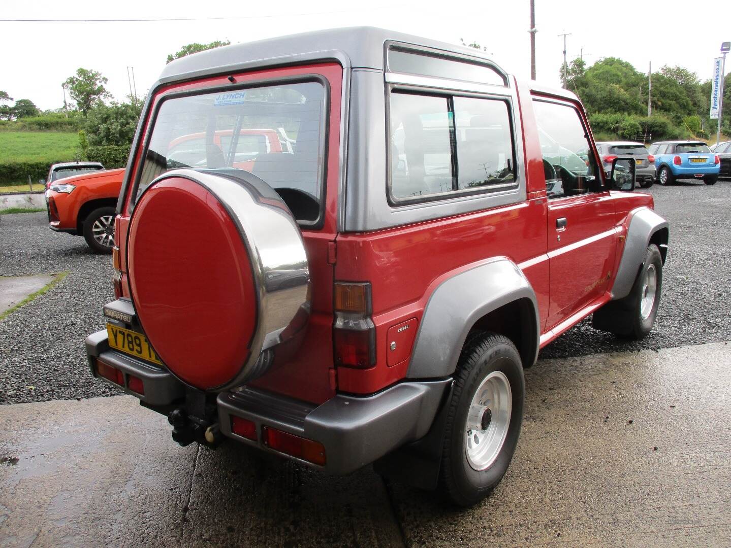 Daihatsu Fourtrak SW SPECIAL EDS in Down