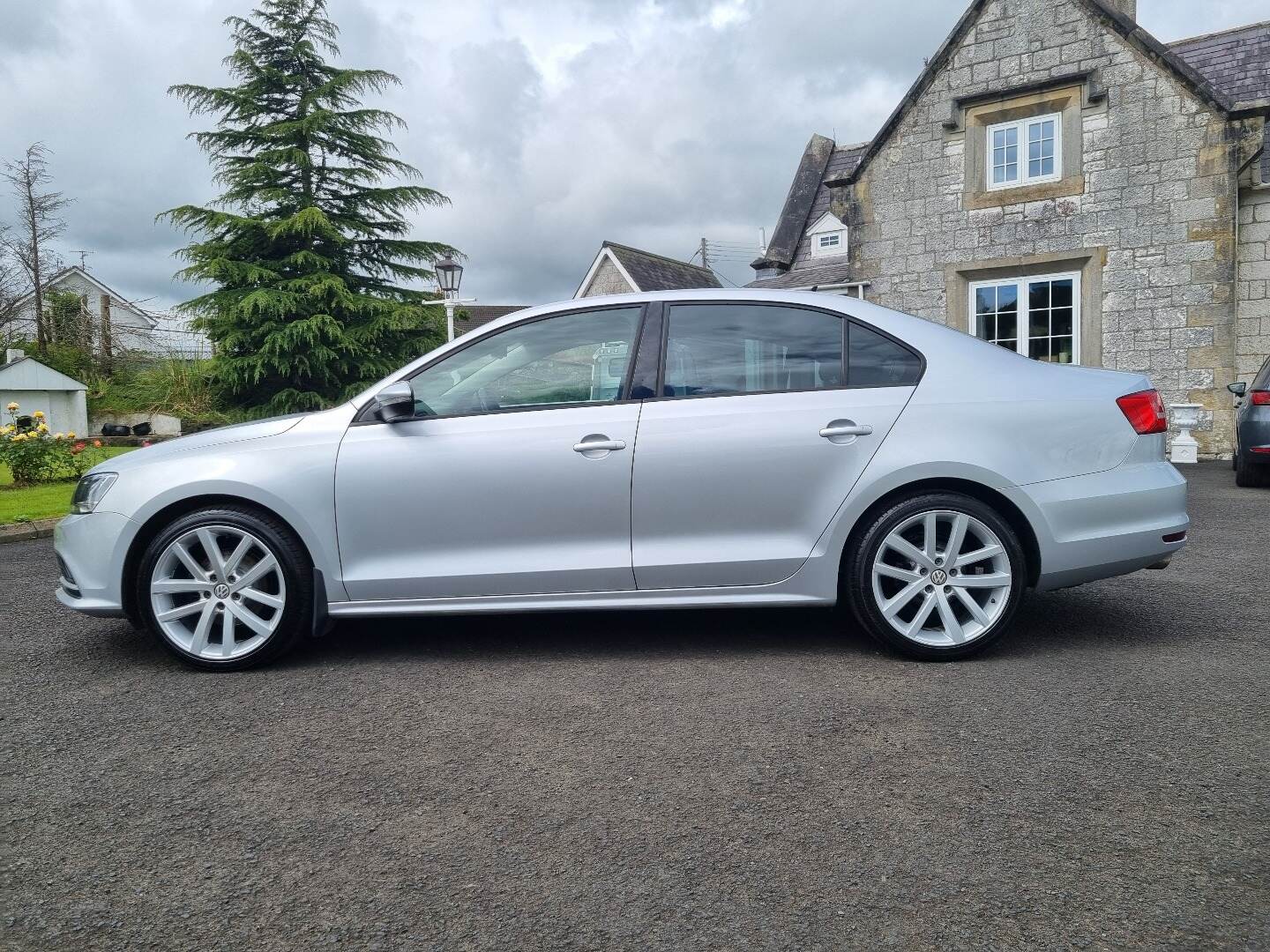 Volkswagen Jetta DIESEL SALOON in Derry / Londonderry