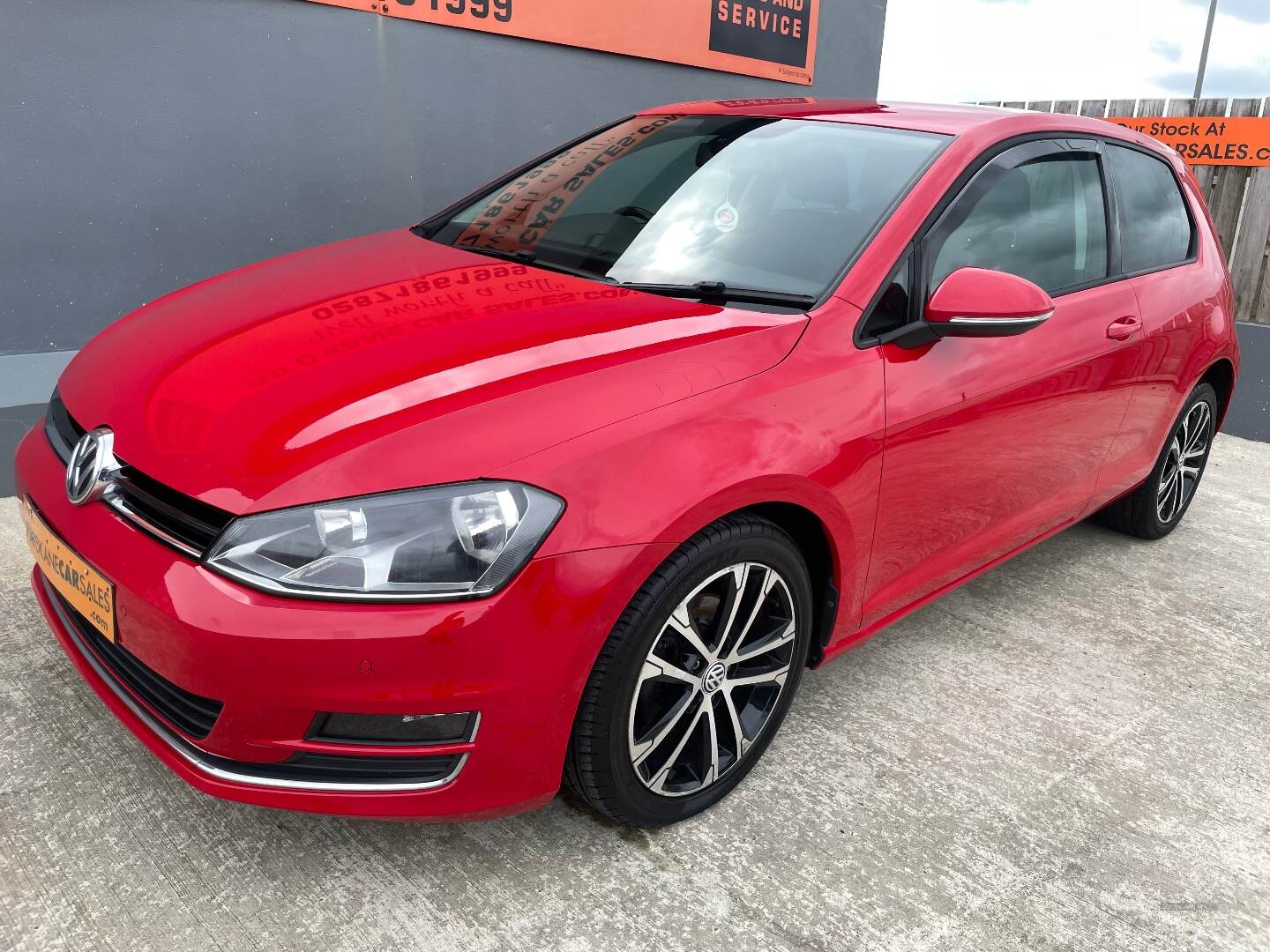 Volkswagen Golf DIESEL HATCHBACK in Derry / Londonderry