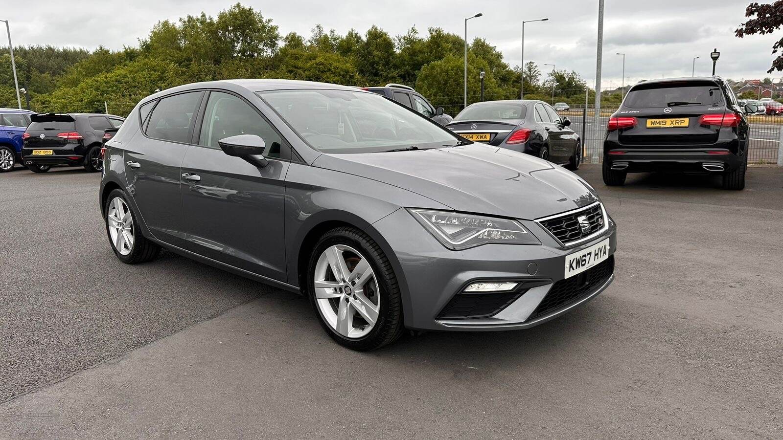 Seat Leon DIESEL HATCHBACK in Down