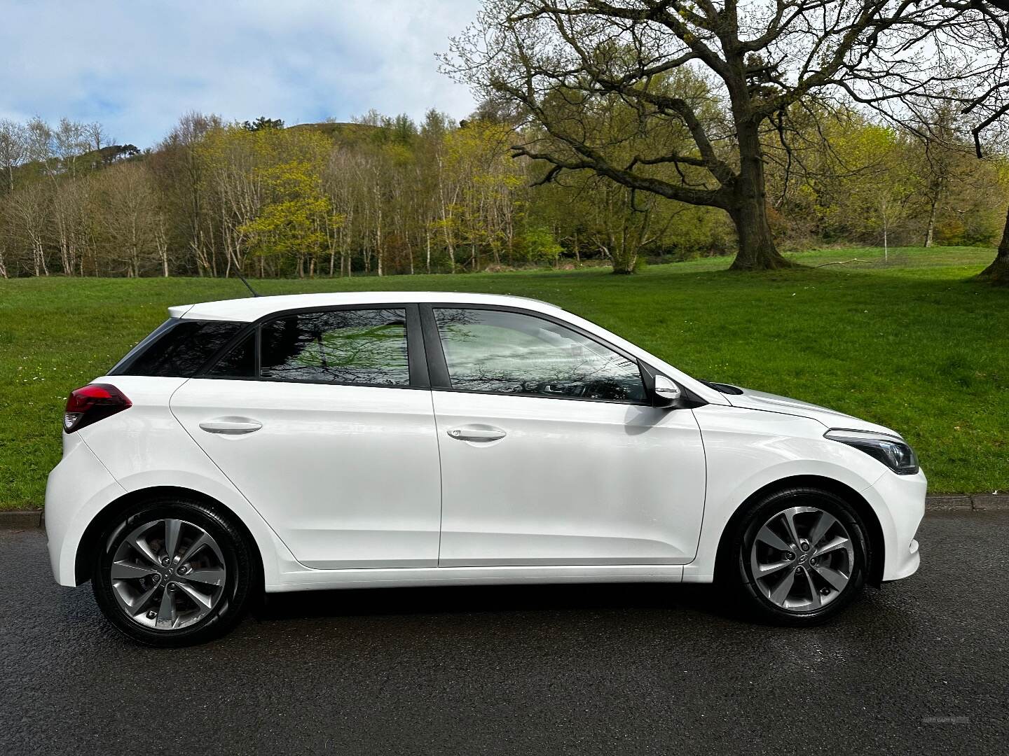 Hyundai i20 HATCHBACK in Antrim