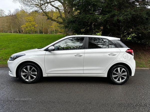 Hyundai i20 HATCHBACK in Antrim