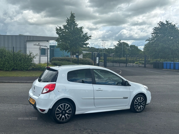 Renault Clio 1.2 TCE GT Line TomTom 3dr in Down