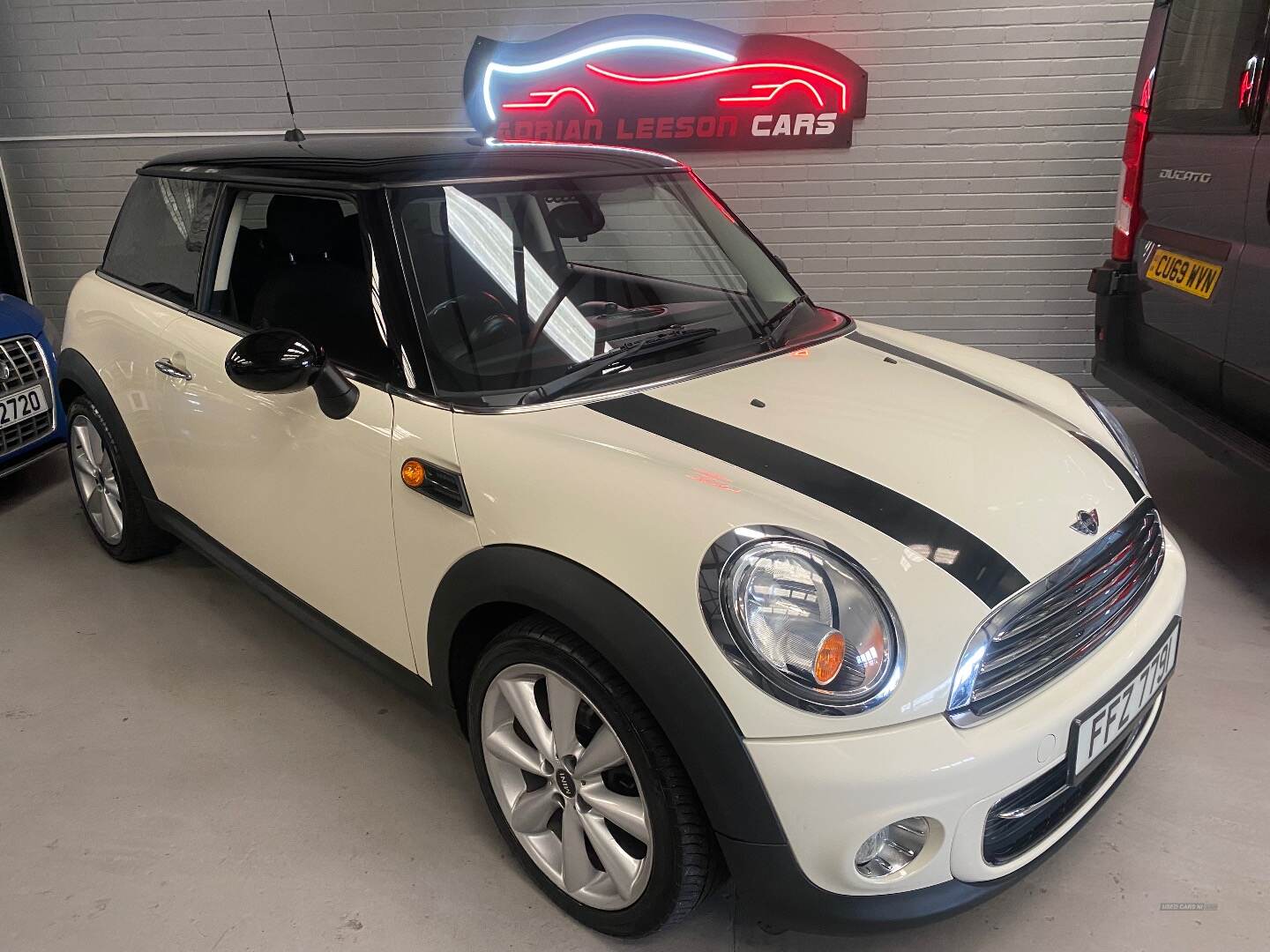 MINI Hatch 1.6 Cooper 3 dr in Antrim