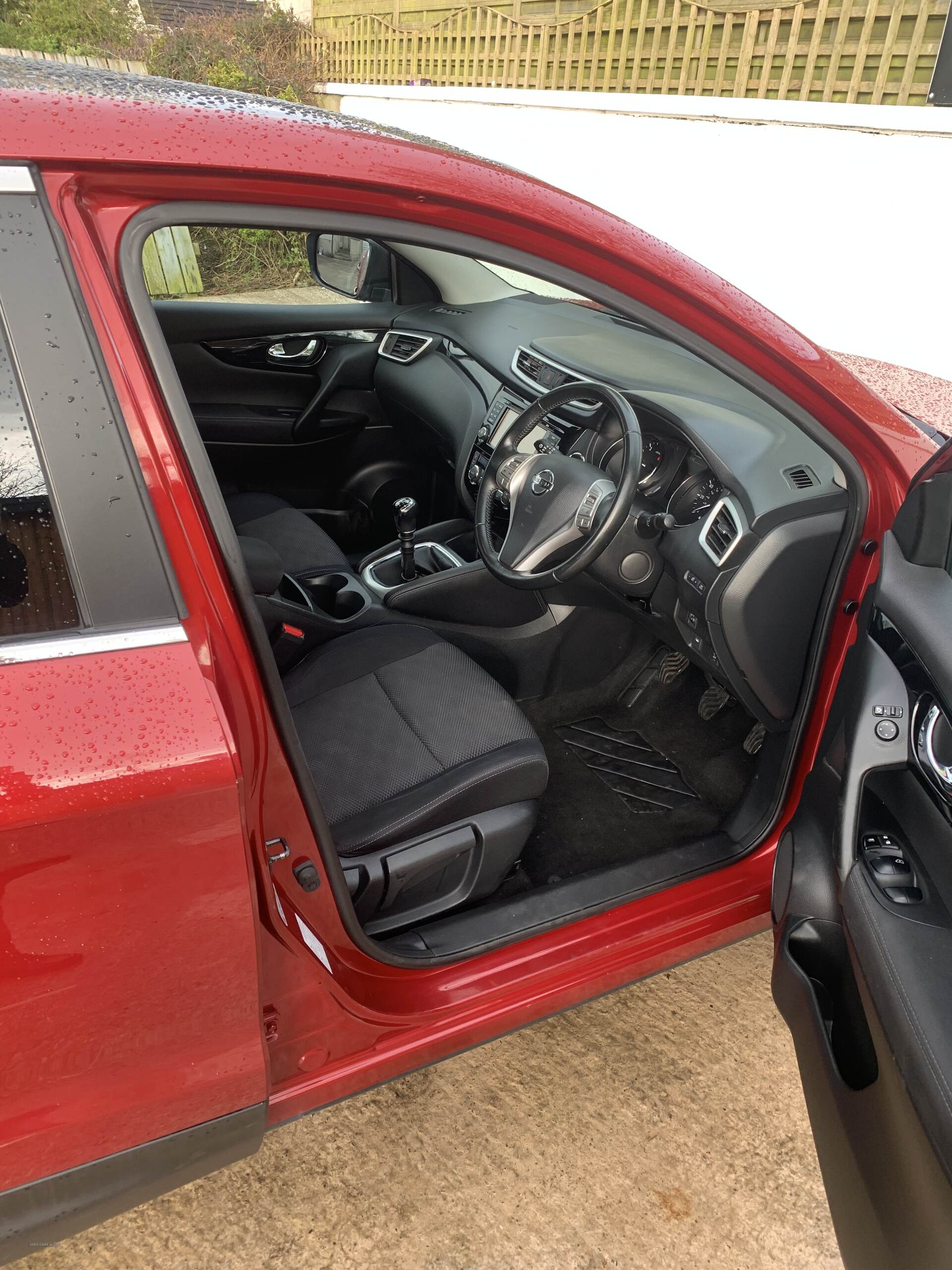 Nissan Qashqai DIESEL HATCHBACK in Antrim