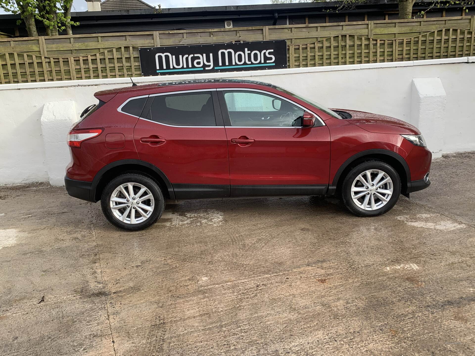 Nissan Qashqai DIESEL HATCHBACK in Antrim