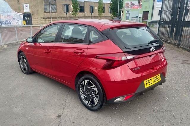 Hyundai i20 HATCHBACK in Down