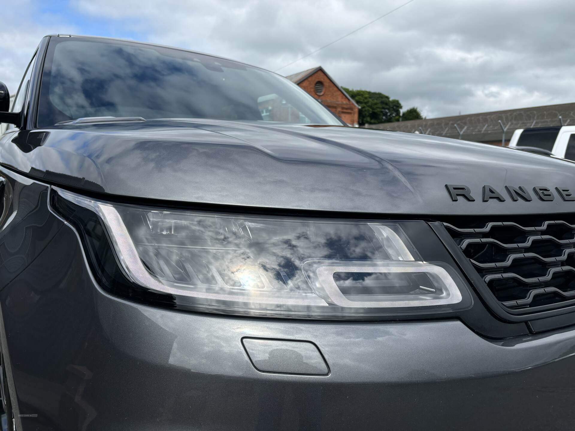 Land Rover Range Rover Sport DIESEL ESTATE in Down