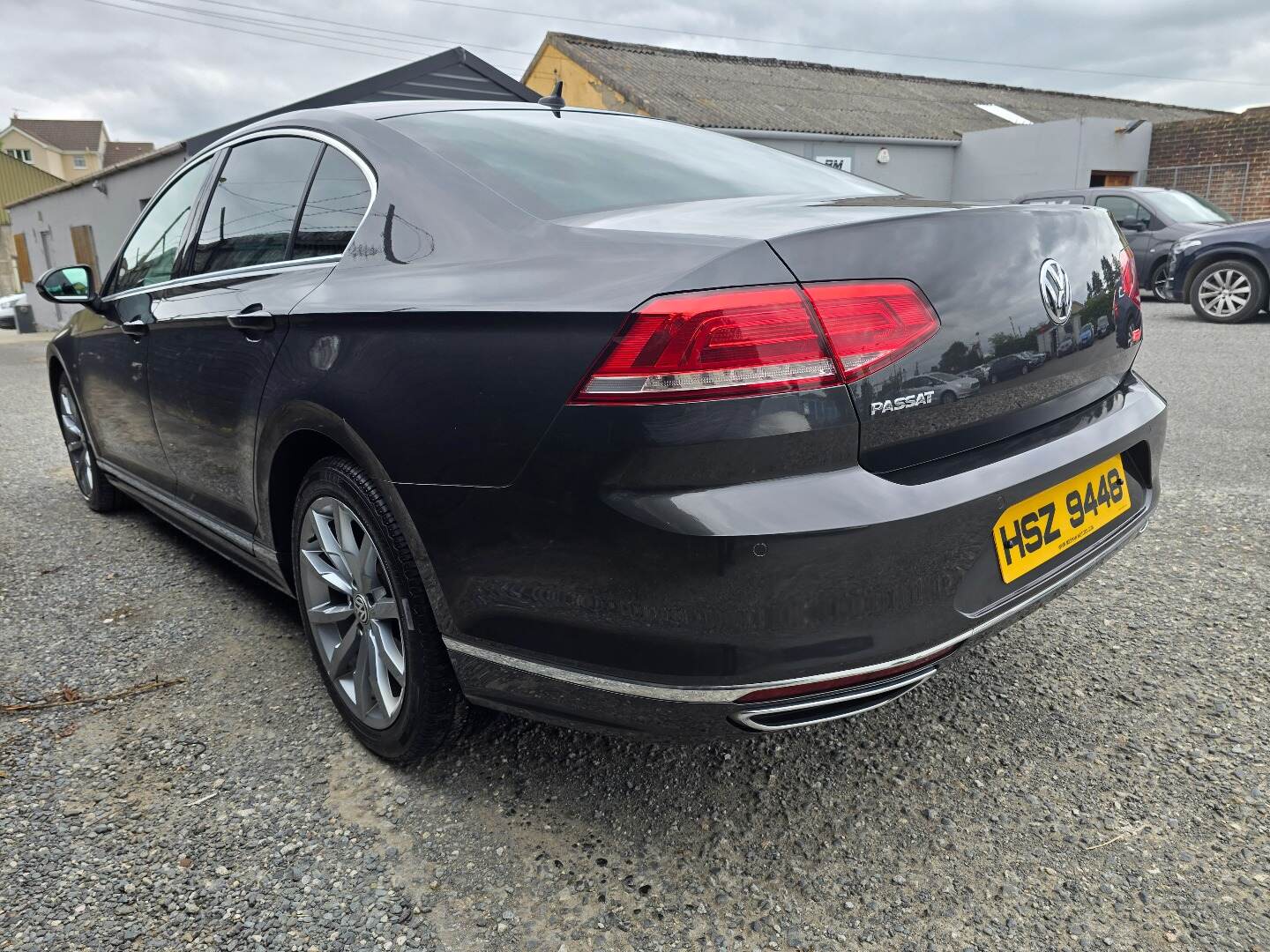 Volkswagen Passat DIESEL SALOON in Down