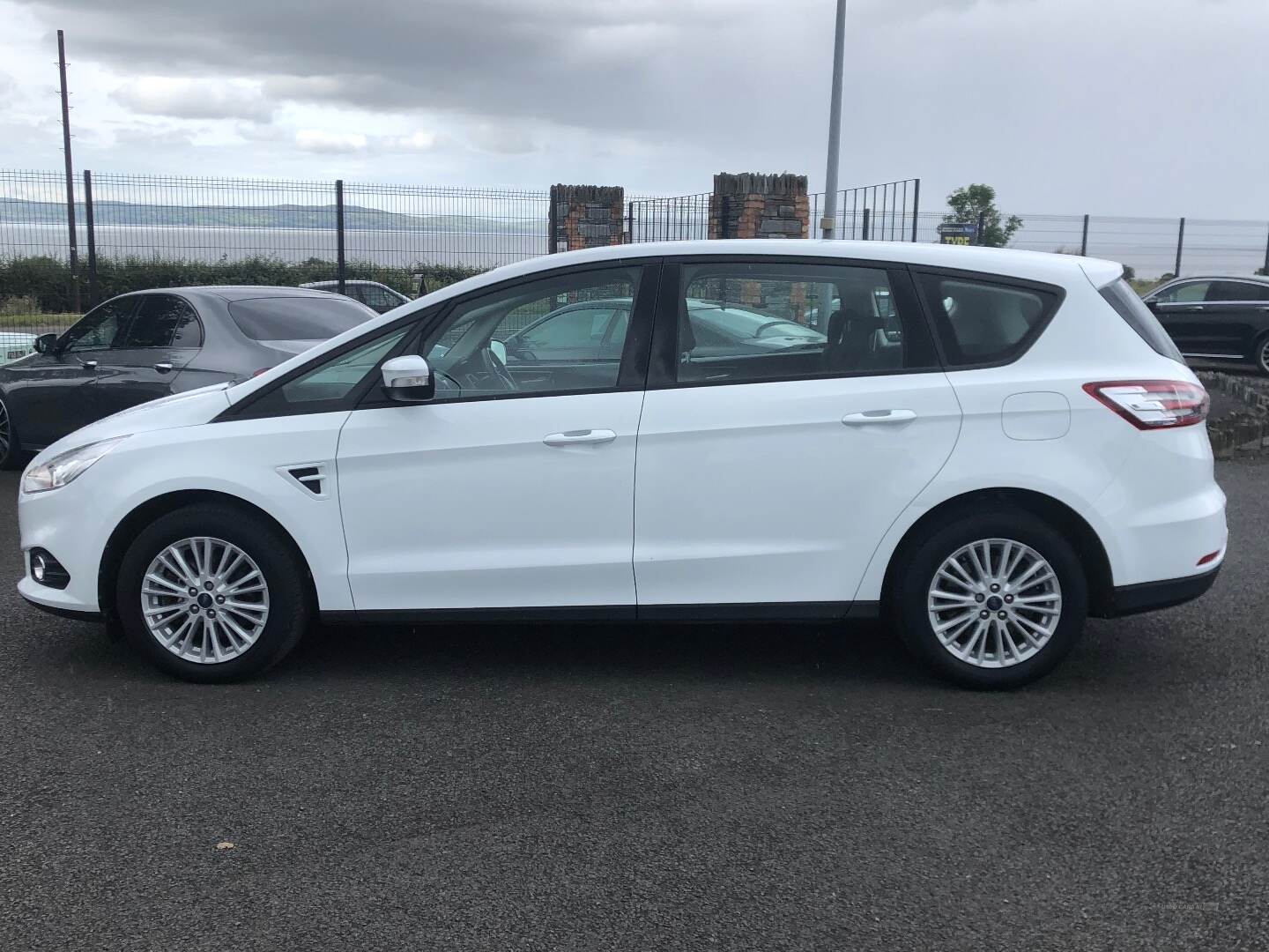 Ford S-Max DIESEL ESTATE in Derry / Londonderry