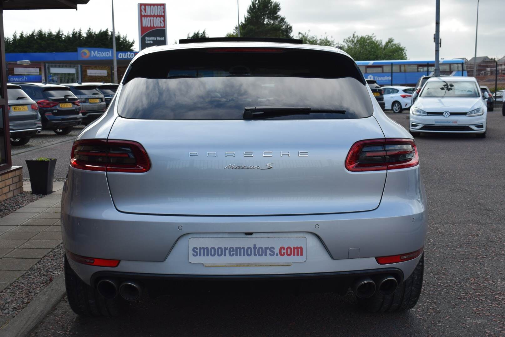 Porsche Macan ESTATE in Antrim