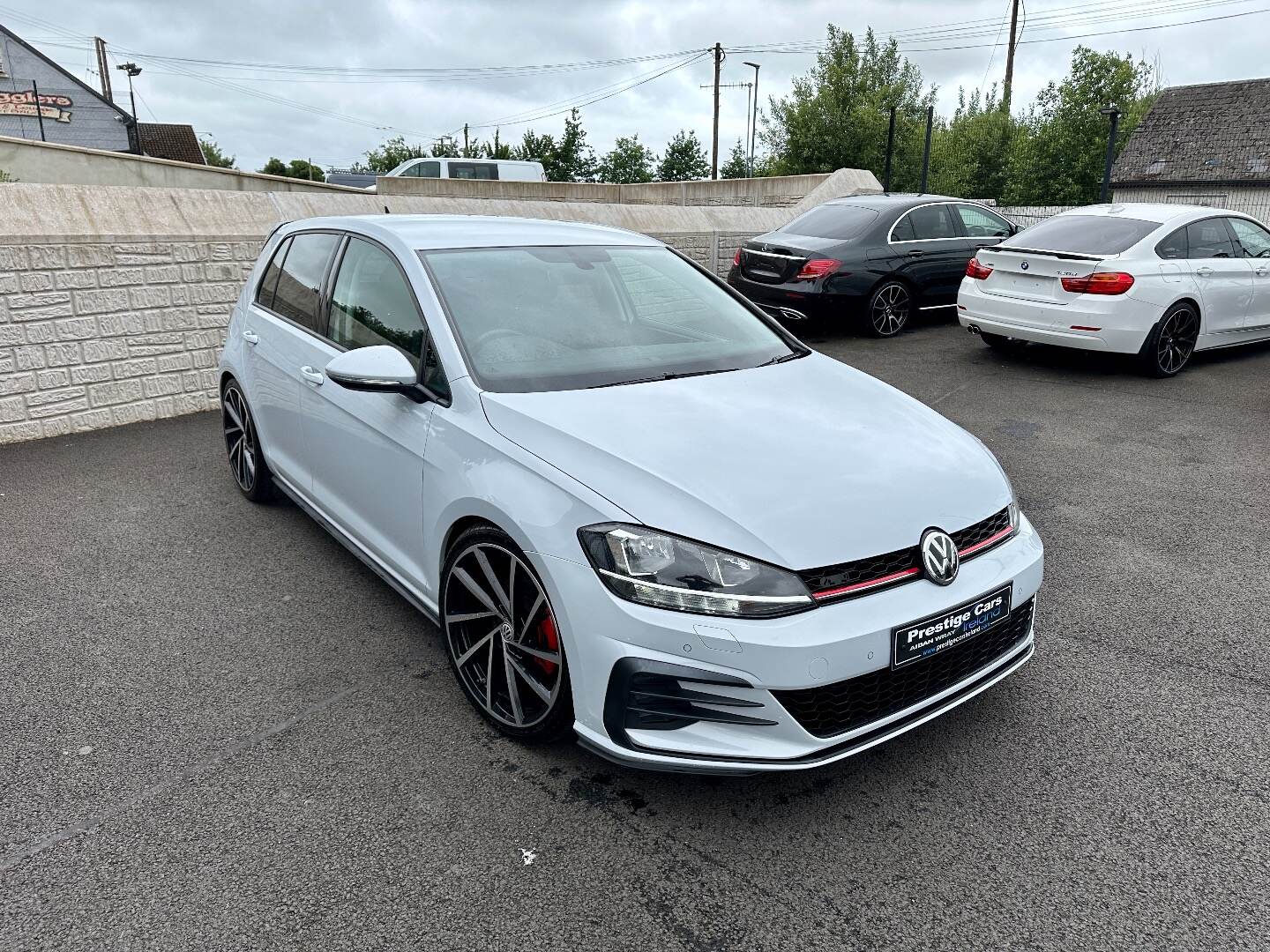 Volkswagen Golf DIESEL HATCHBACK in Tyrone