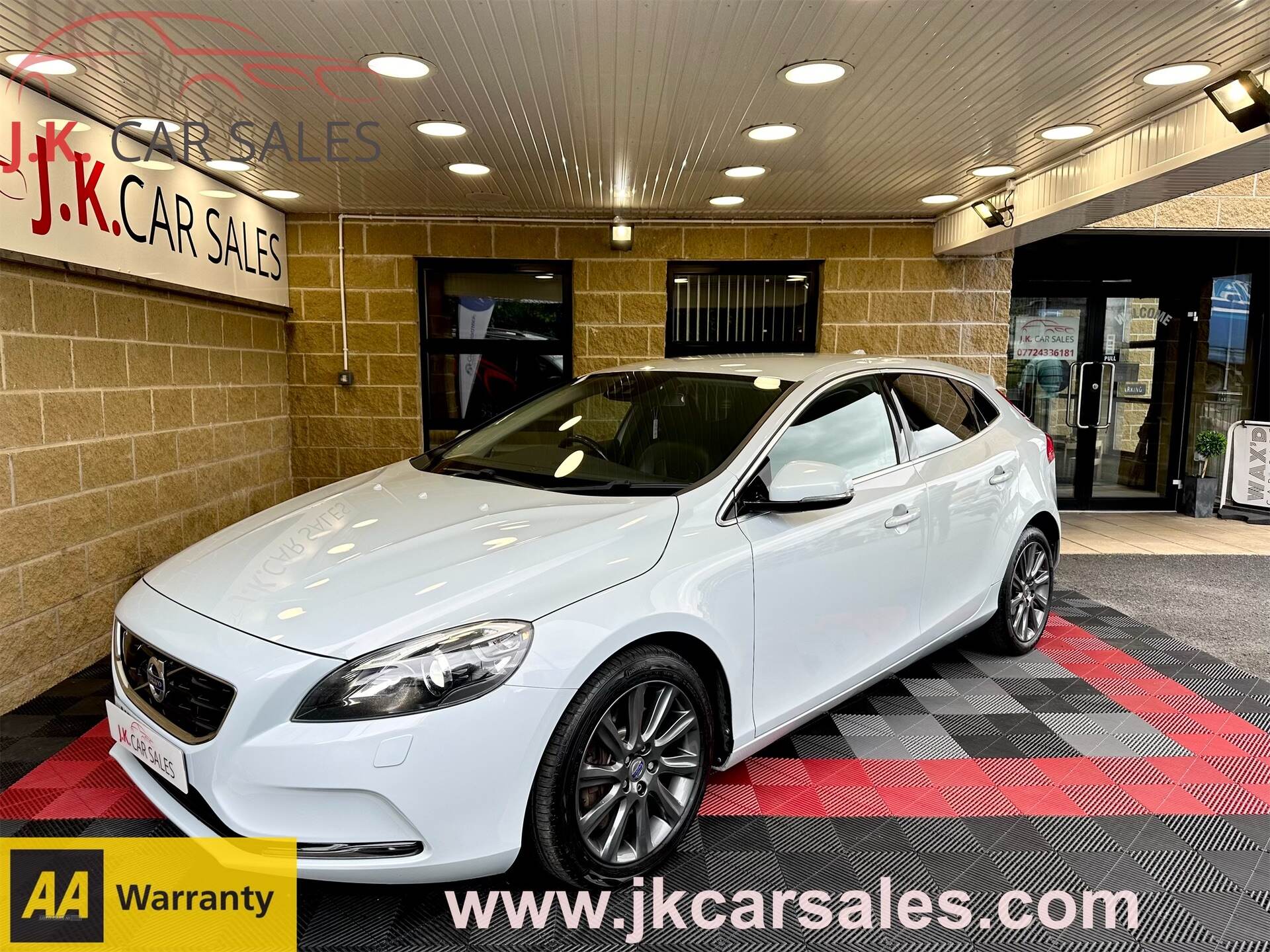 Volvo V40 DIESEL HATCHBACK in Tyrone