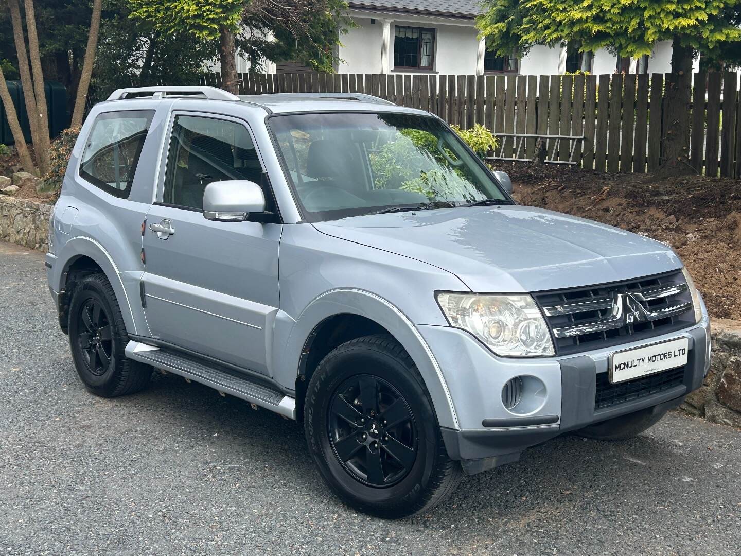 Mitsubishi Shogun DIESEL STATION WAGON in Tyrone