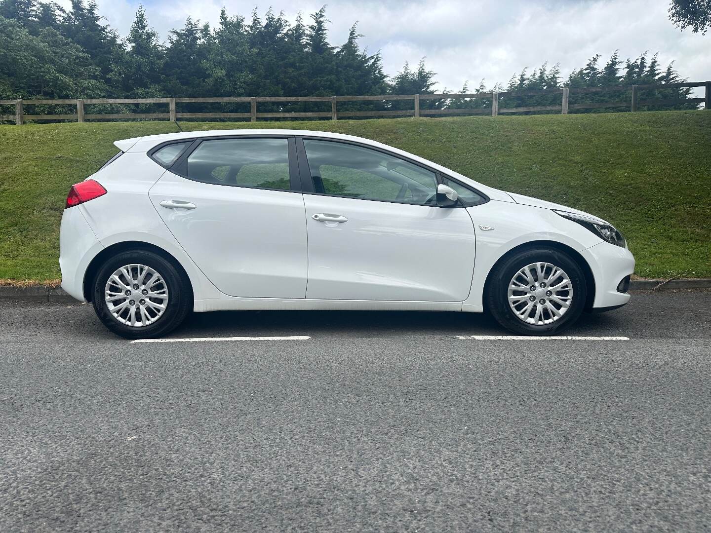 Kia Ceed DIESEL HATCHBACK in Down