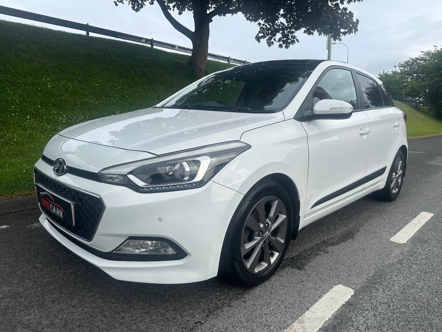 Hyundai i20 HATCHBACK in Down