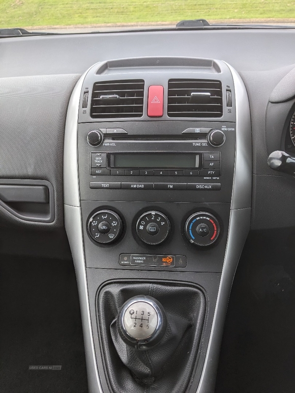 Toyota Auris 1.33 Dual VVTi Edition 5dr in Antrim