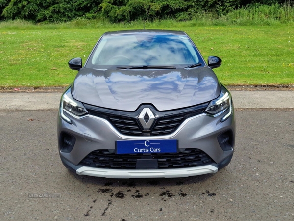 Renault Captur 1.0 TCe Iconic Euro 6 (s/s) 5dr in Antrim