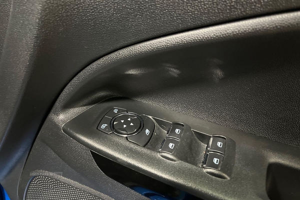 Ford EcoSport 1.0 EcoBoost 125 ST-Line 5dr- Reversing Sensors & Camera, Sat Nav, Bluetooth, Voice Control, Cruise Control, Apple Car Play in Antrim