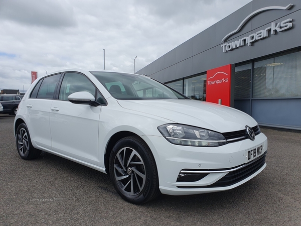 Volkswagen Golf MATCH TDI FULL VW SERVICE HISTORY PARKING SENSORS SAT NAV in Antrim