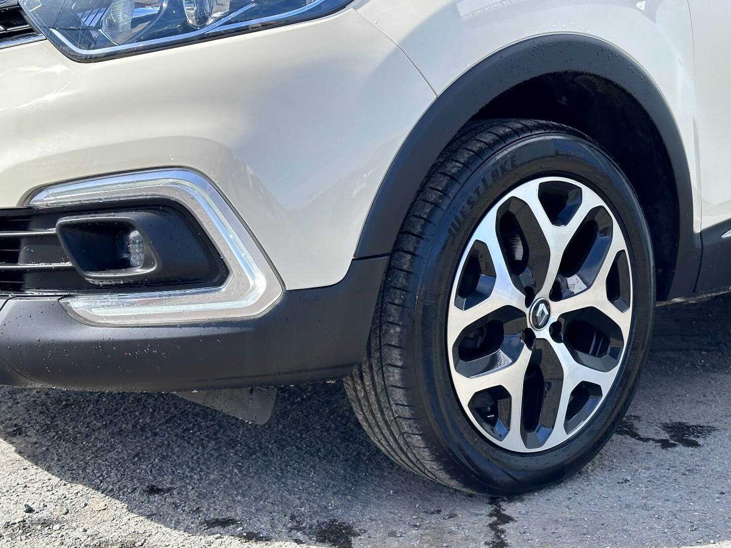 Renault Captur DIESEL HATCHBACK in Tyrone