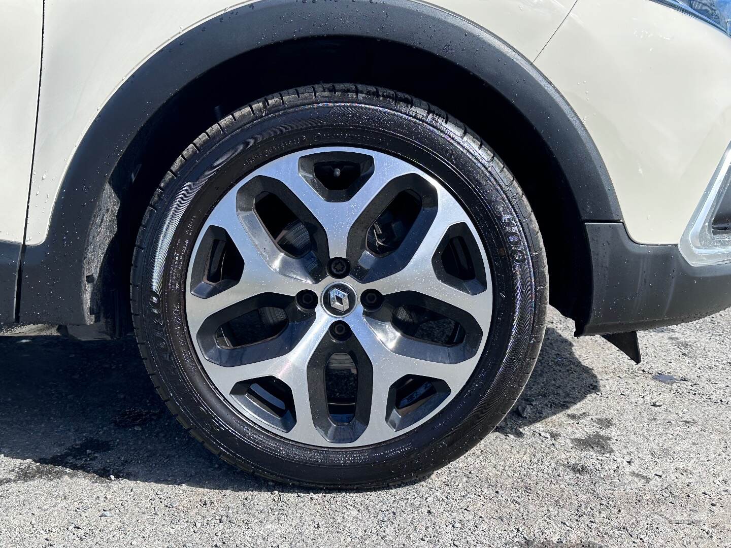 Renault Captur DIESEL HATCHBACK in Tyrone