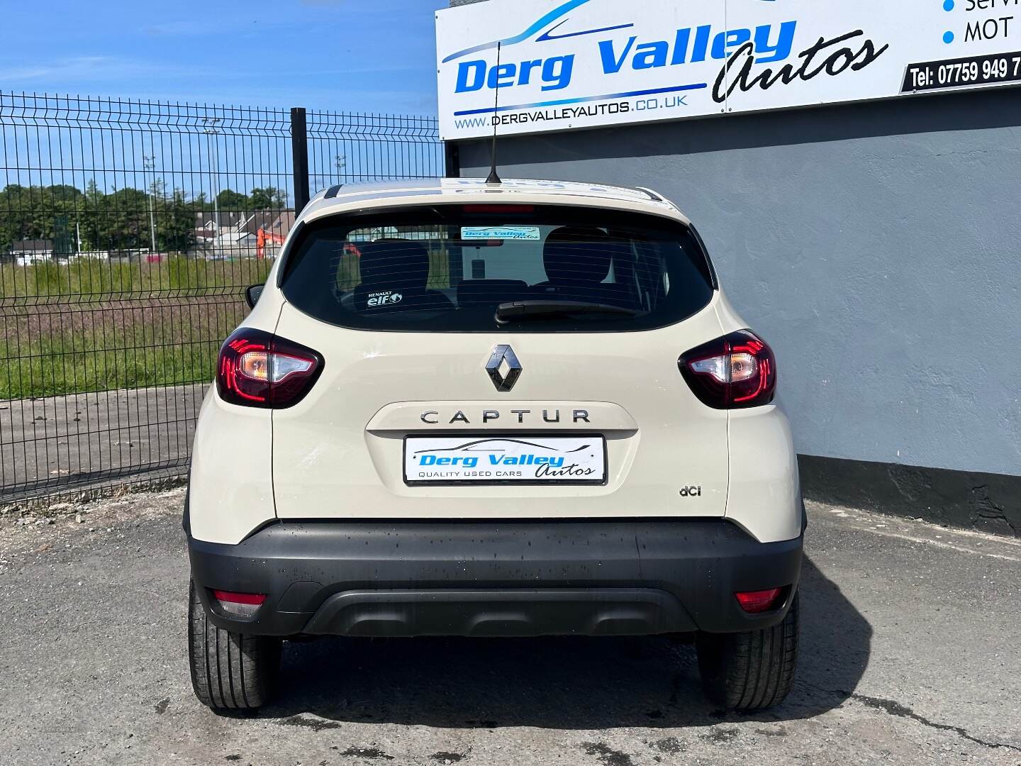 Renault Captur DIESEL HATCHBACK in Tyrone