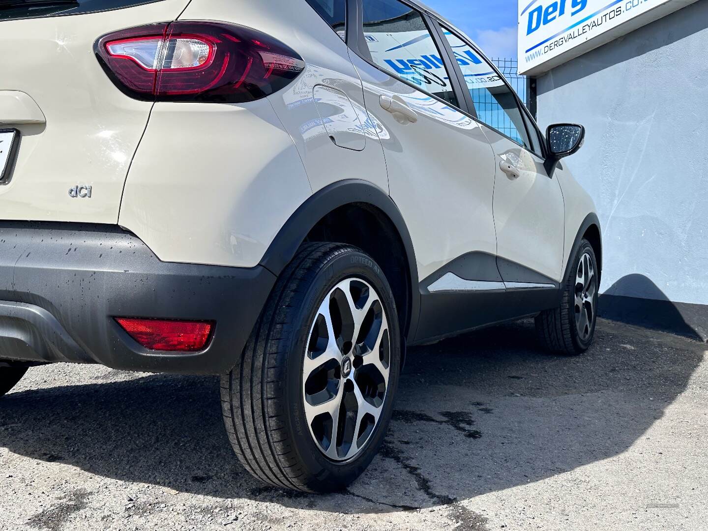 Renault Captur DIESEL HATCHBACK in Tyrone