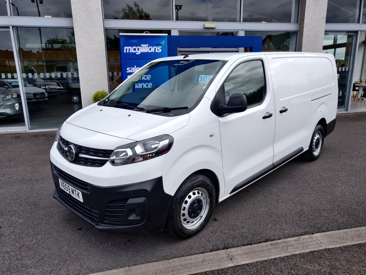 Vauxhall Vivaro L2 DIESEL in Tyrone