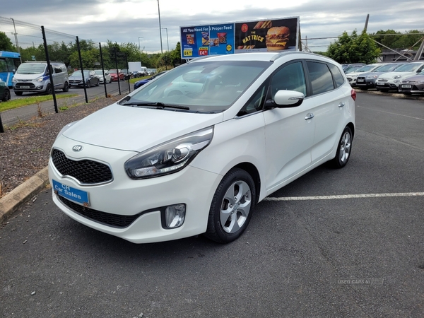 Kia Carens DIESEL ESTATE in Down