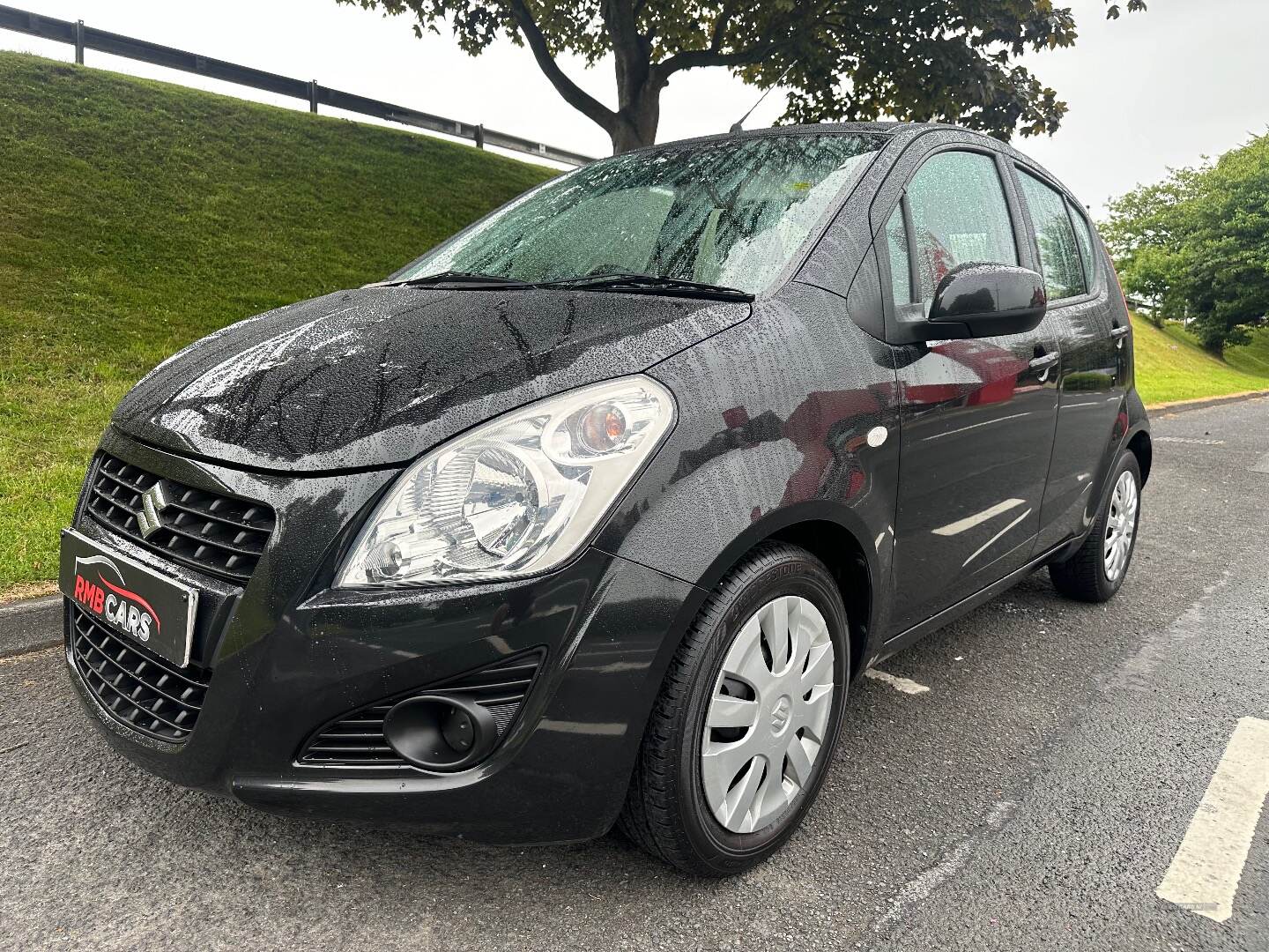 Suzuki Splash HATCHBACK in Down