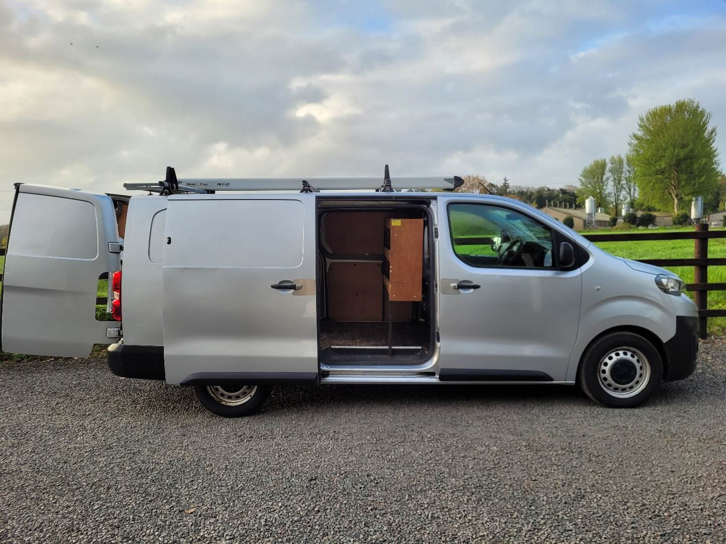 Peugeot Expert LONG DIESEL in Antrim