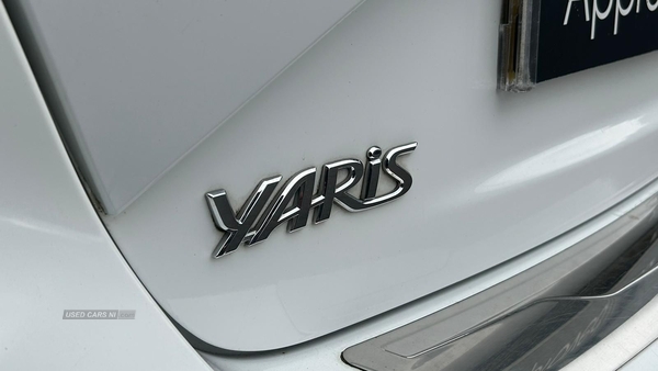 Toyota Yaris 1.5 VVT-i Y20 Bi-tone Euro 6 5dr in Antrim