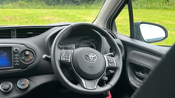Toyota Yaris 1.5 VVT-i Y20 Bi-tone Euro 6 5dr in Antrim