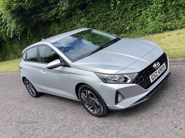 Hyundai i20 1.0T GDi 48V MHD SE Connect 5dr DCT in Down