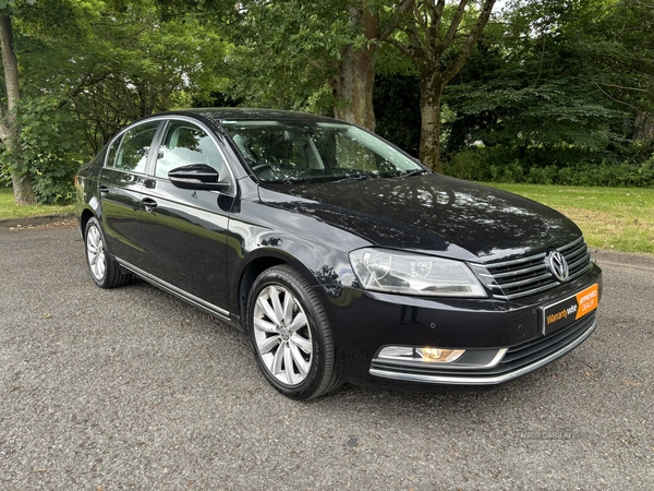 Volkswagen Passat DIESEL SALOON in Down