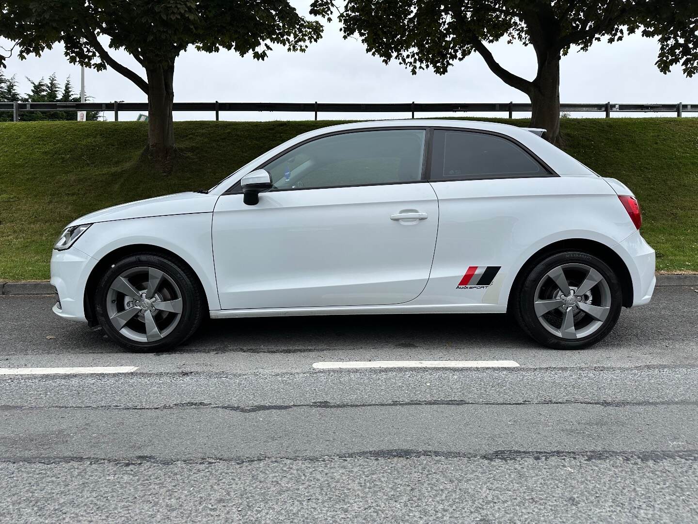 Audi A1 HATCHBACK in Down