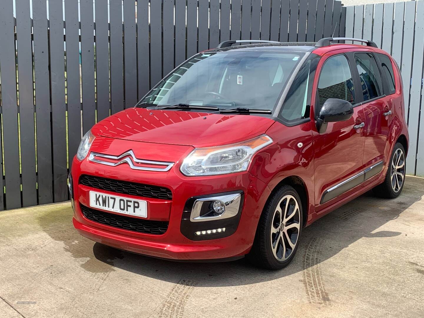 Citroen C3 Picasso DIESEL ESTATE in Antrim