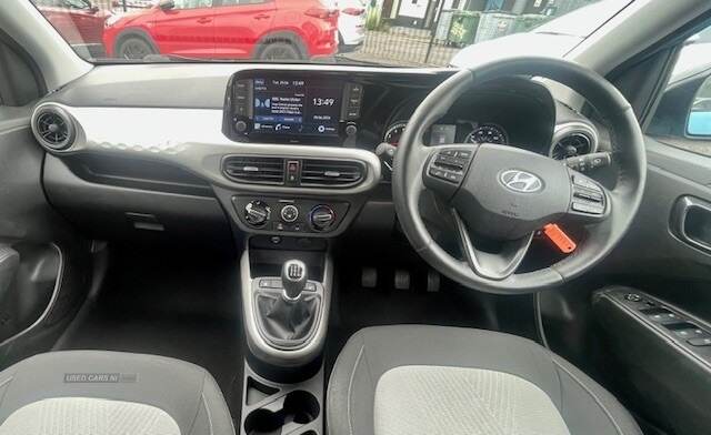 Hyundai i10 HATCHBACK in Down