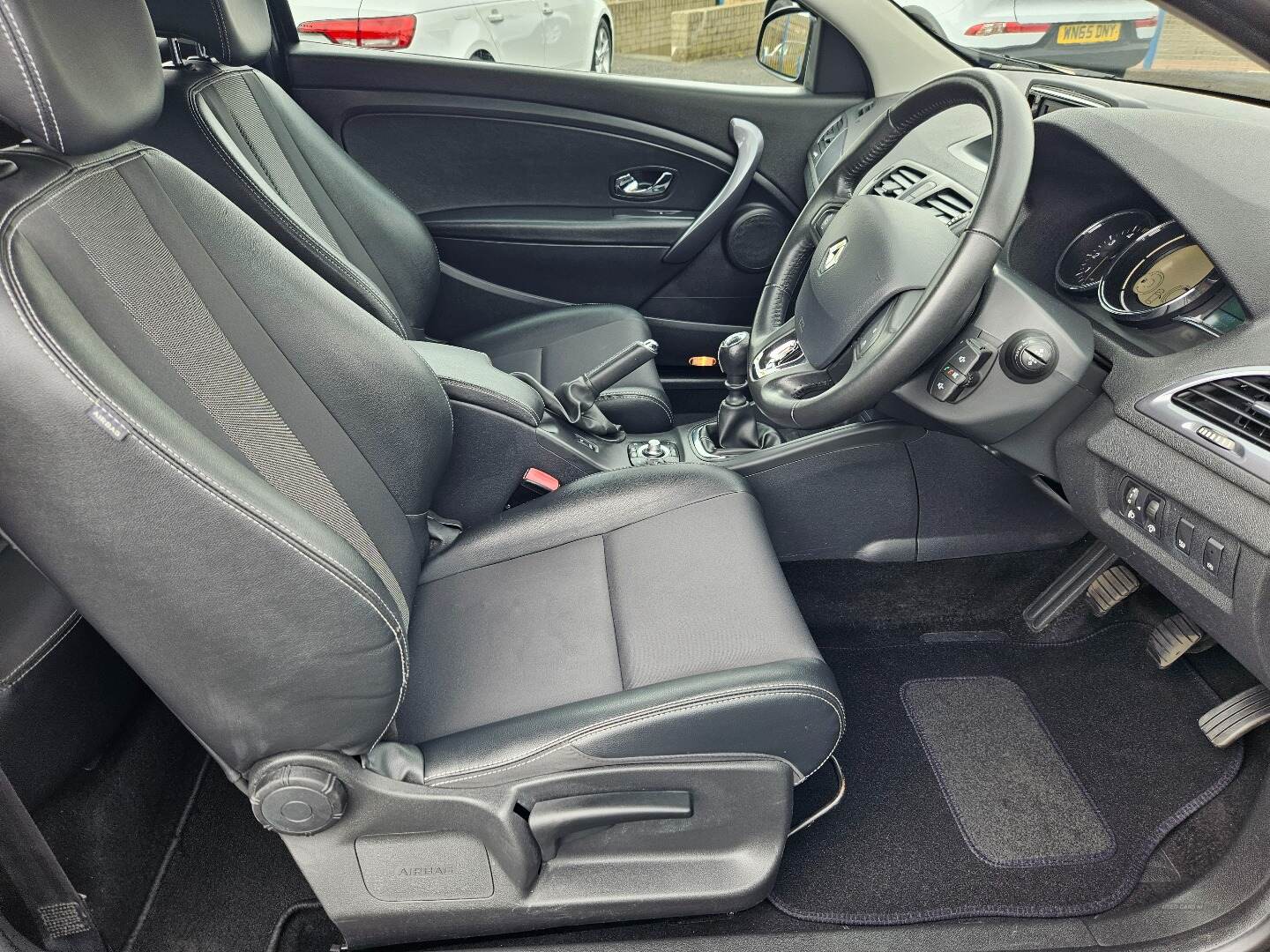 Renault Megane DIESEL COUPE in Antrim