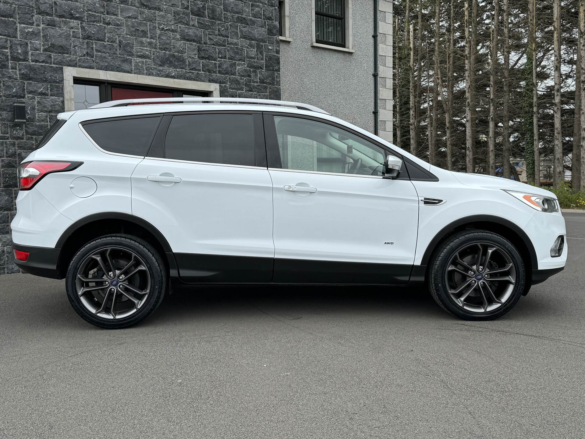 Ford Kuga DIESEL ESTATE in Antrim