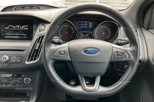 Ford Focus 2.0 TDCi 185 ST-2 Navigation 5dr**ST RECARO SPORTS SEATS - SAT NAV - CRUISE CONTROL - PUSH BUTTON START - BLUETOOTH - EXCELLENT CONDITION!!** in Antrim