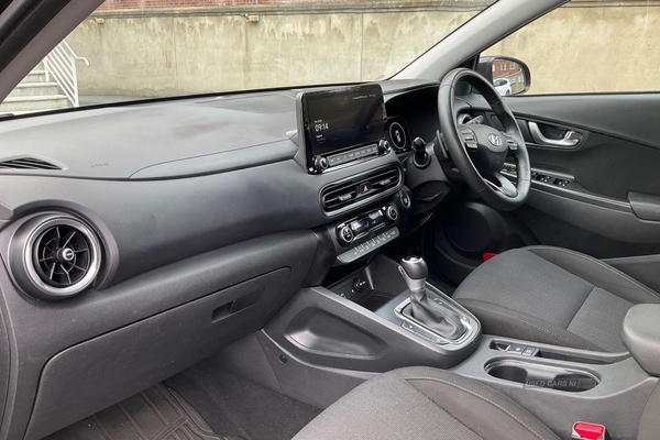 Hyundai Kona 1.6 GDi Hybrid Premium 5dr DCT**REAR CAMERA - HEATED SEATS - APPLE CARPLAY - ANDROID AUTO - KEYLESS ENTRY - SAT NAV - CRUISE CONTROL - HYBRID** in Antrim